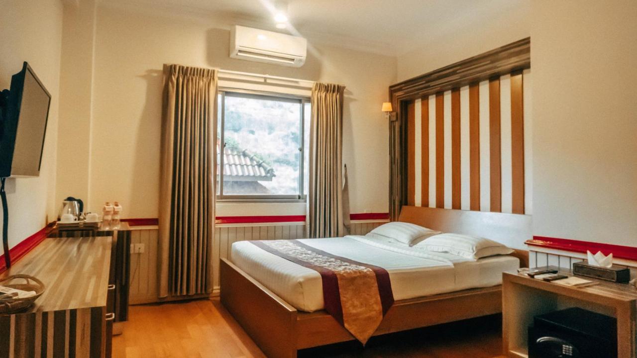 Hotel 63 Янгон Екстериор снимка