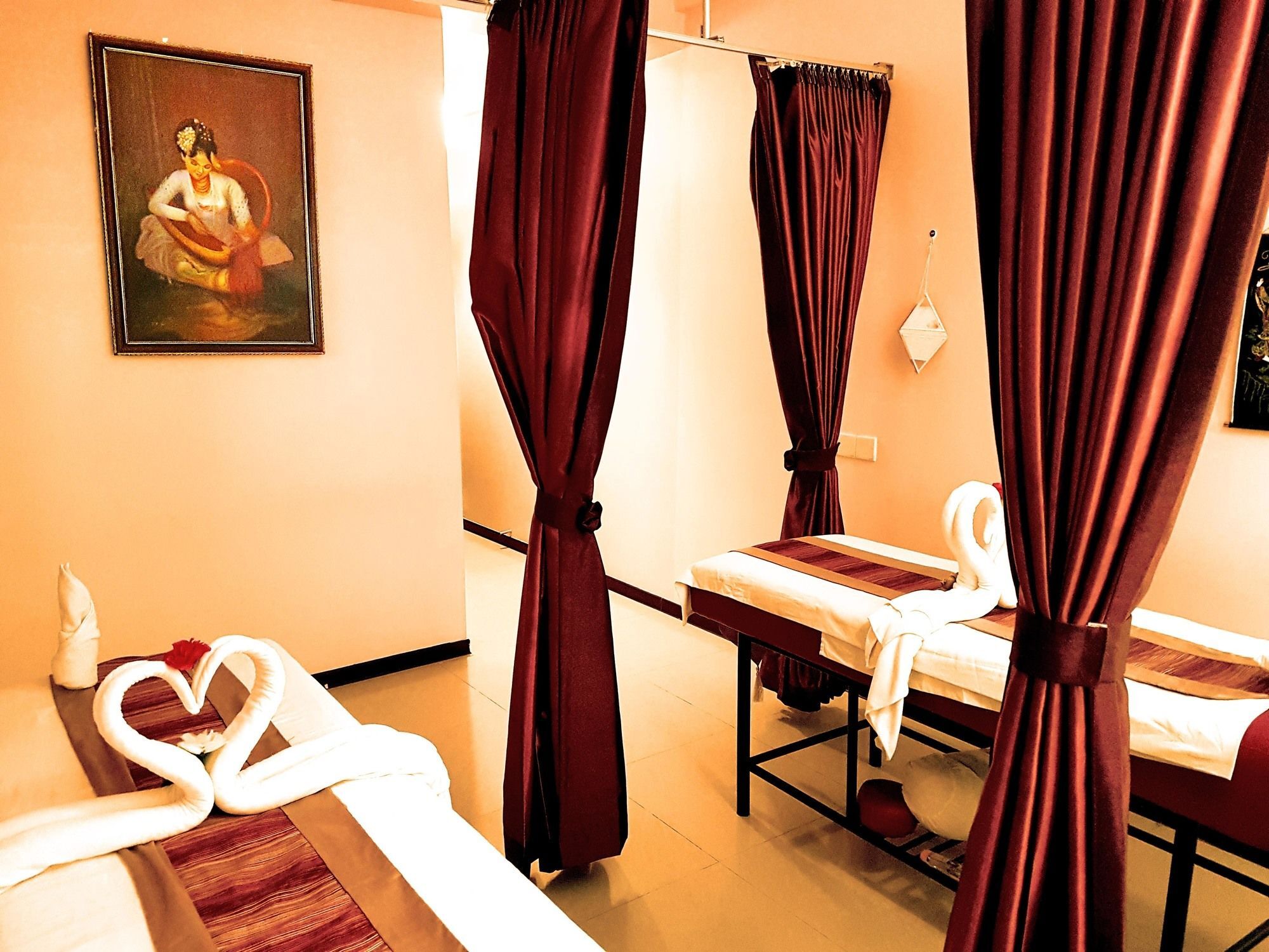 Hotel 63 Янгон Екстериор снимка