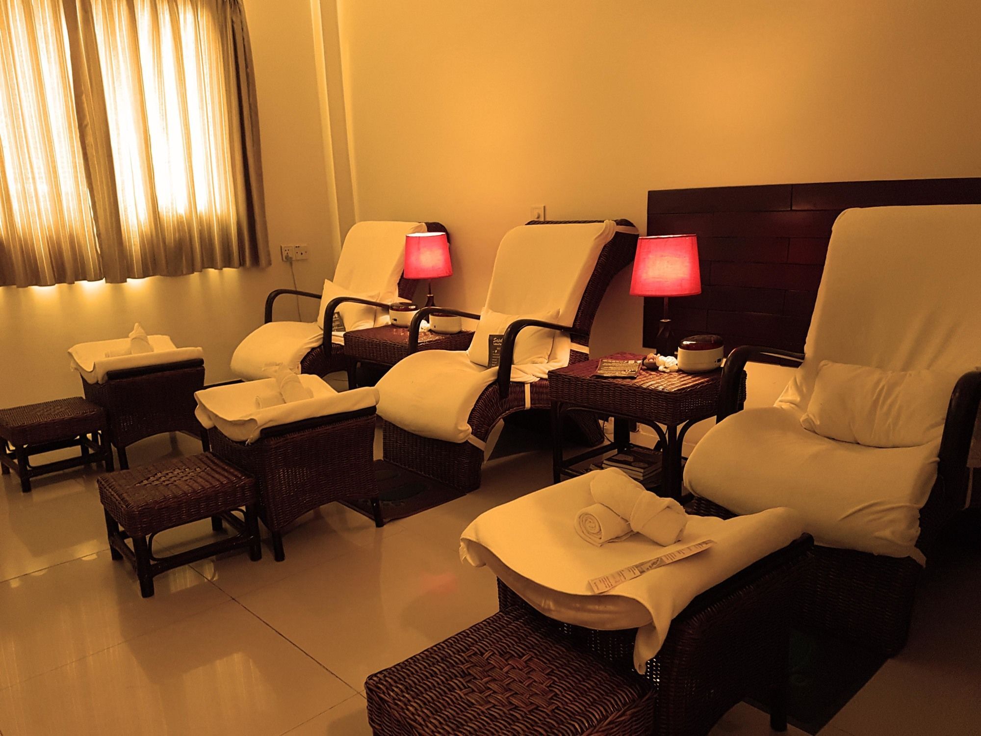 Hotel 63 Янгон Екстериор снимка